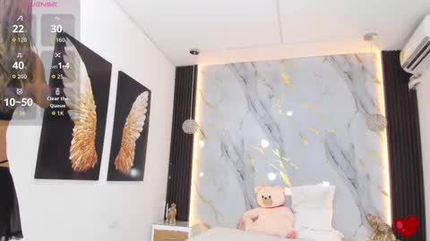 Snapshot of estephany_doll chatting on October 17, 1:47 pm Estephany online show from October 17, 1:47 pm