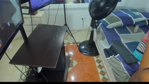 DAYANITA online show from January 11, 7:05 pm