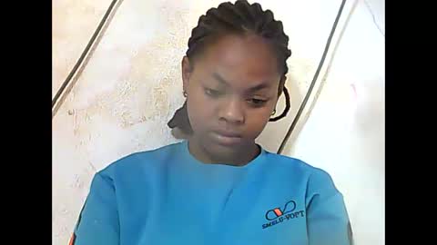 falielyse online show from October 9, 8:27 am