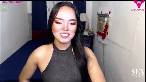 ITYS ME MONA online show from July 25, 9:13 pm