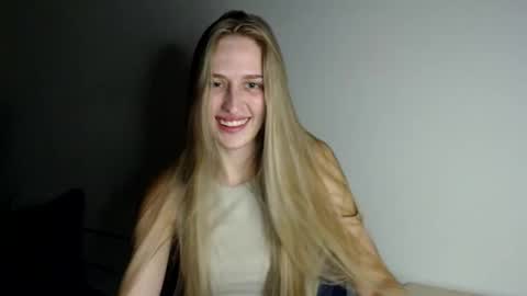 Snapshot of femkedejager chatting on October 9, 10:54 pm Femke online show from October 9, 10:54 pm