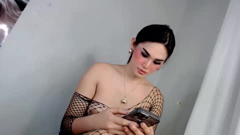 Snapshot of forget_me_not69 chatting on October 11, 11:07 pm KHATRINA STACIE MARIE online show from October 11, 11:07 pm