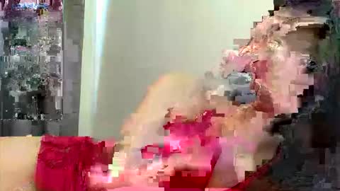 Snapshot of francine_moore chatting on September 11, 1:58 am Francine online show from September 11, 1:58 am