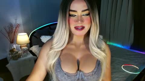 Miss Frea  online show from December 19, 11:26 am