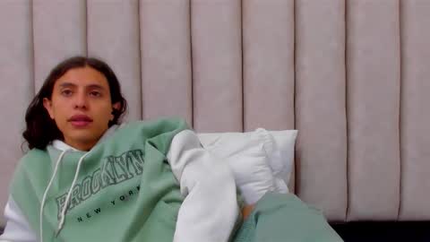 FREYA online show from December 5, 2:56 pm