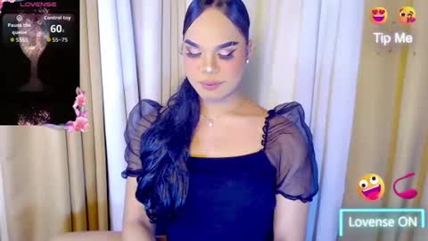 Snapshot of fuckscar_doll chatting on October 18, 9:02 am fuckscar_doll online show from October 18, 9:02 am