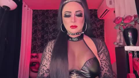 Snapshot of gaylecious chatting on December 16, 2:49 pm gayle online show from December 16, 2:49 pm