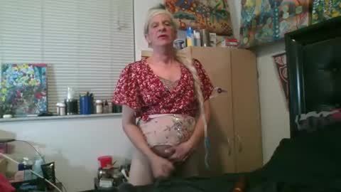 giovanna132008 online show from December 2, 5:54 am