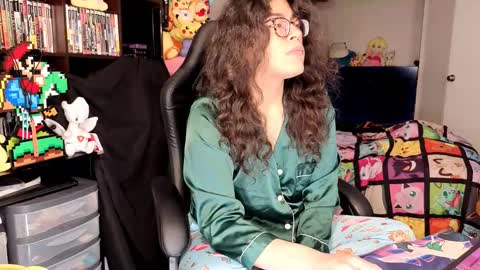 glaceon9 online show from March 18, 4:46 am