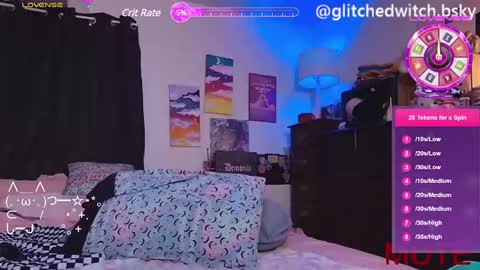 Glitch online show from February 27, 8:28 am