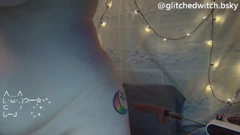 Glitch online show from March 11, 9:34 am