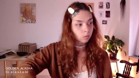 Snapshot of golden_alaska chatting on February 10, 9:36 pm Alaska online show from February 10, 9:36 pm