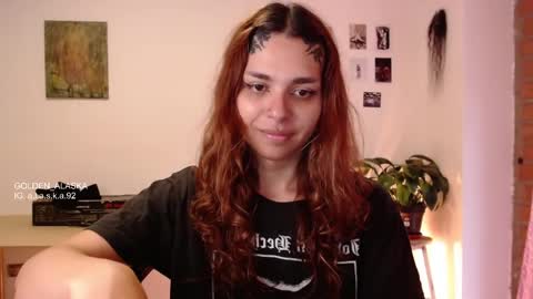Snapshot of golden_alaska chatting on March 11, 9:37 pm Alaska online show from March 11, 9:37 pm