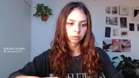 Snapshot of golden_alaska chatting on September 28, 10:31 pm Alaska online show from September 28, 10:31 pm