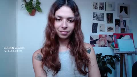 Snapshot of golden_alaska chatting on October 18, 12:53 pm Alaska online show from October 18, 12:53 pm