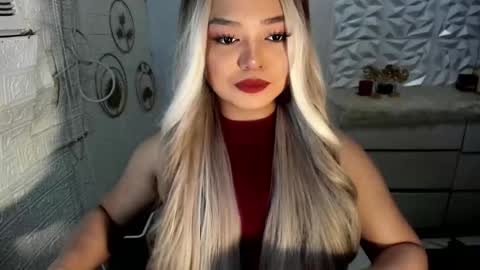 Amanda rose online show from October 31, 1:42 pm