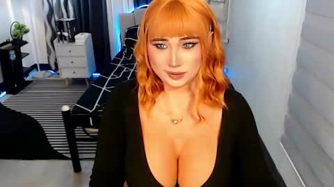 PAULATHEONE online show from October 25, 6:30 am