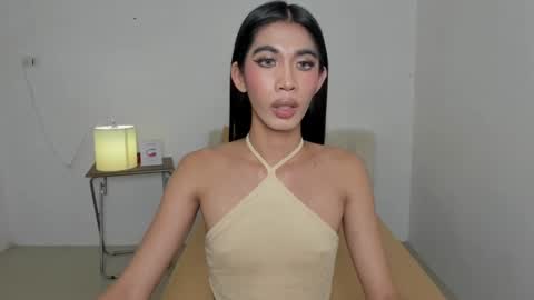 Snapshot of hailey_sweetcum77 chatting on December 12, 7:15 pm hailey_sweetcum77 online show from December 12, 7:15 pm