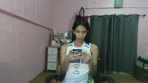 Snapshot of hailey_sweetcum77 chatting on October 15, 12:10 am hailey_sweetcum77 online show from October 15, 12:10 am