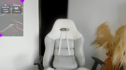 Snapshot of hanna_sofi4 chatting on January 15, 1:09 pm Hanna Capicorn online show from January 15, 1:09 pm