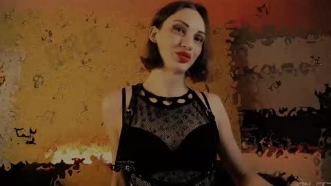 Miss Hardy online show from January 11, 3:35 am