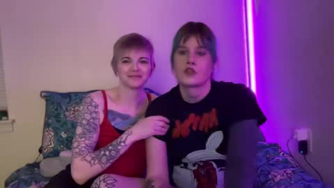 Saoirse online show from January 19, 6:31 am