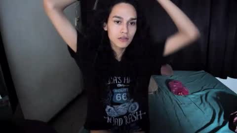 helena_spellman online show from November 18, 1:27 am