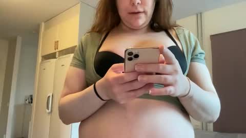 hichemlacoste333 online show from October 23, 1:26 pm