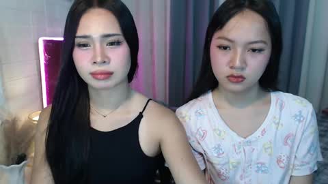 hoelymolly online show from April 14, 7:08 pm