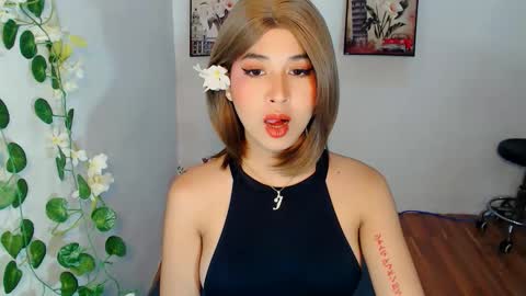 YOUR GODDESS CLARITA online show from December 5, 10:21 am