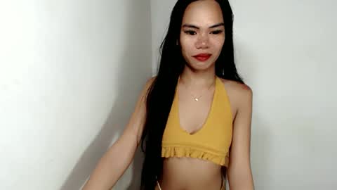 Snapshot of hollyhalo chatting on October 19, 11:52 pm hollyhalo online show from October 19, 11:52 pm
