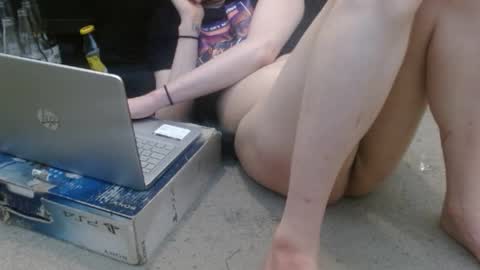 Snapshot of hollyhawkes chatting on February 8, 12:06 am Holly Hawkes online show from February 8, 12:06 am