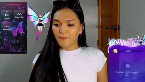 Snapshot of hollywoodbitch chatting on February 25, 3:09 am Isabella Marie online show from February 25, 3:09 am