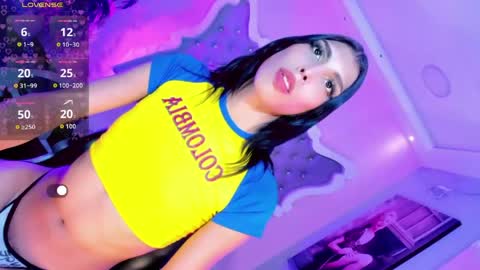 honey_moontsts online show from May 31, 6:09 pm
