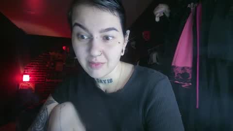 Messalina Horror online show from December 15, 4:07 am