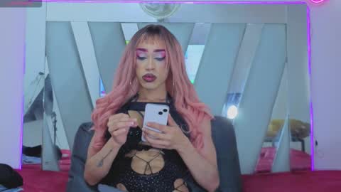 destinyk online show from November 22, 11:45 am