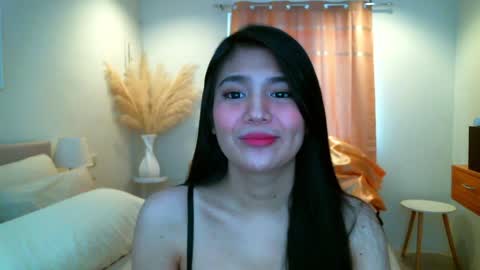 Snapshot of hotsweetangel00 chatting on December 13, 3:38 am Sweet Angel online show from December 13, 3:38 am