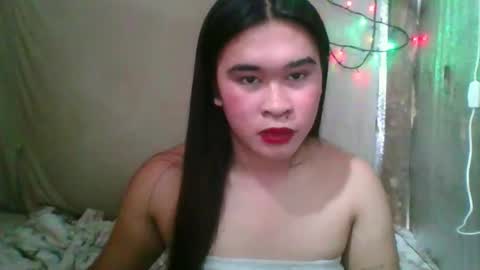 hotwild4uxx online show from December 1, 1:08 am