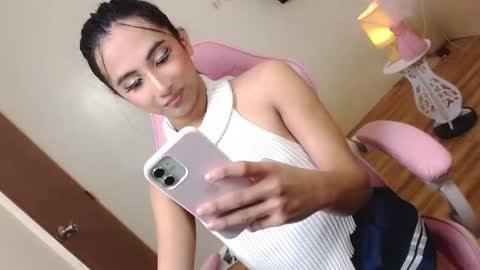 drea  online show from January 4, 11:22 am