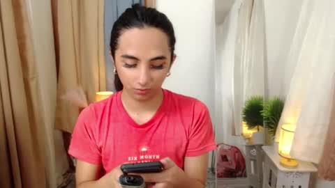 drea  online show from February 16, 9:15 am