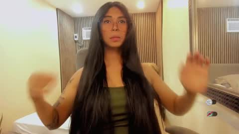 Queen karen grey online show from December 30, 11:04 am