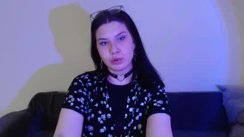 Snapshot of iintimate_flesh chatting on September 22, 9:03 am Vella online show from September 22, 9:03 am