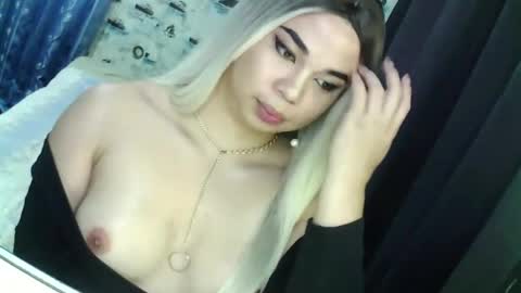 zhy online show from February 16, 11:59 pm