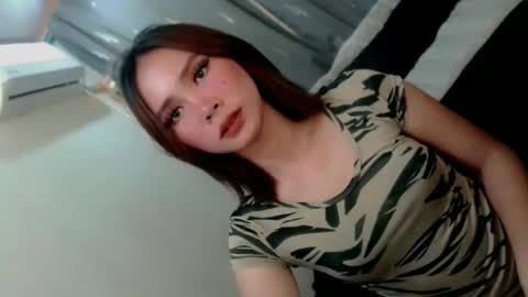 Snapshot of imyourfelicious chatting on September 24, 10:21 am hi its me pearl online show from September 24, 10:21 am