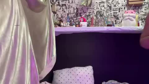 they call me Iriss online show from October 15, 9:09 am