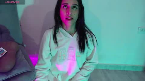 Isabella Hall online show from April 9, 1:51 am