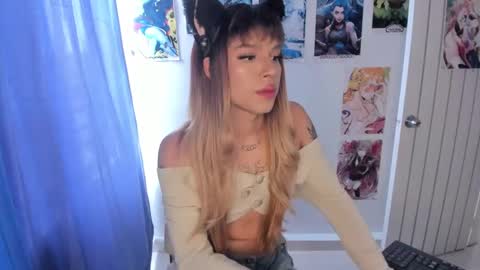 Snapshot of isabell_xstar chatting on March 2, 7:41 pm isa 3 online show from March 2, 7:41 pm