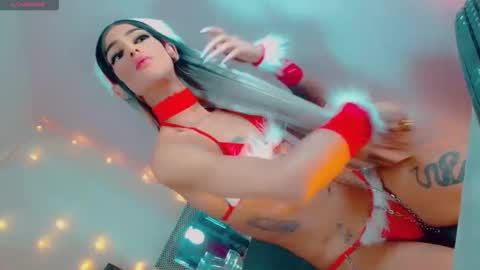 isabellagirs online show from December 23, 3:55 am
