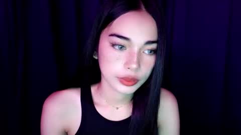 Isabelle online show from November 22, 8:27 am