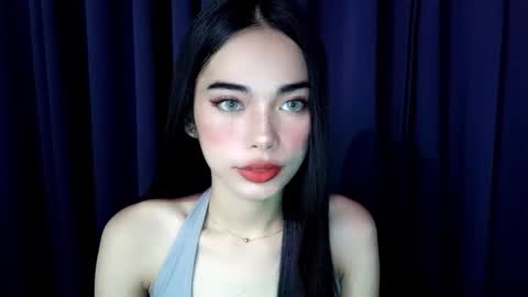 Isabelle online show from November 25, 2:41 pm